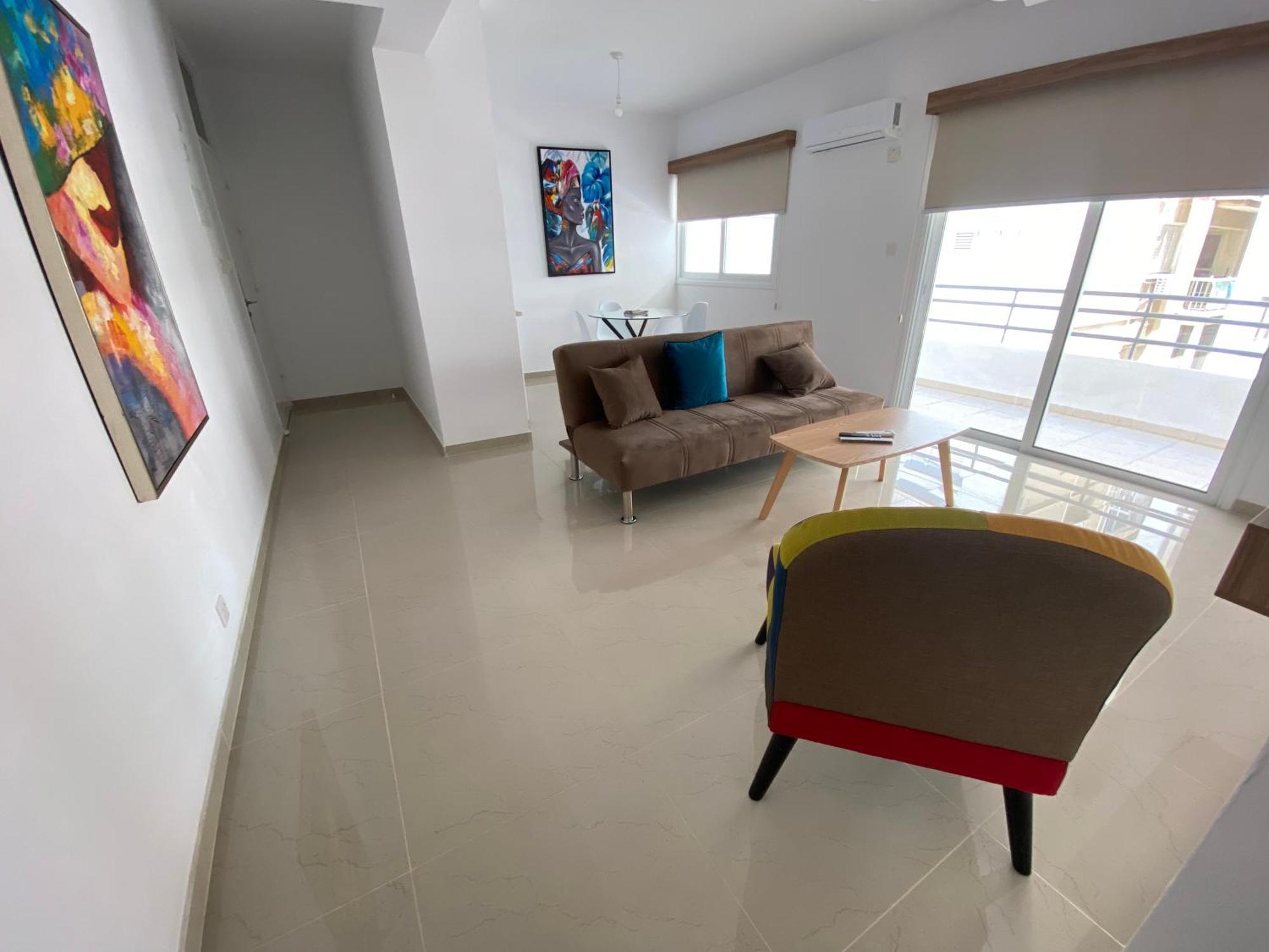 Bay Apartment *