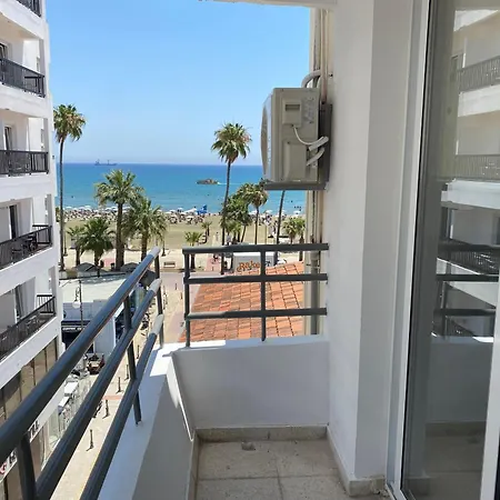 Larnaca Bay Suites Exterior photo