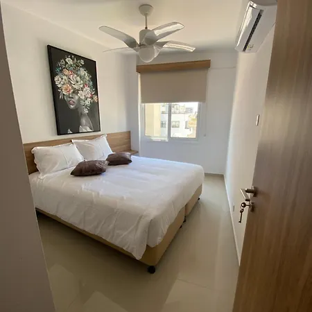 Larnaca Bay Suites Exterior photo