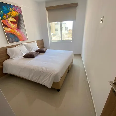 Larnaca Bay Suites Exterior photo