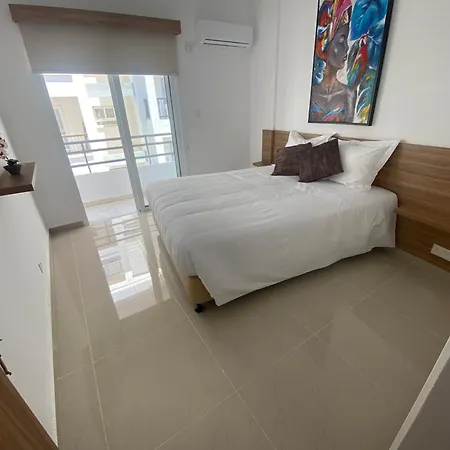 Larnaca Bay Suites Exterior photo