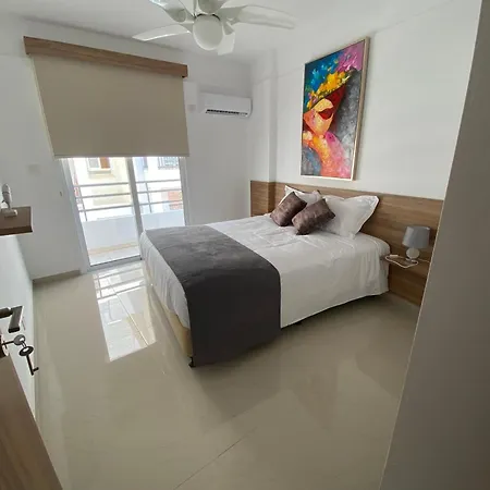 Larnaca Bay Suites Exterior photo