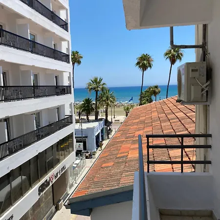 Larnaca Bay Suites Exterior photo