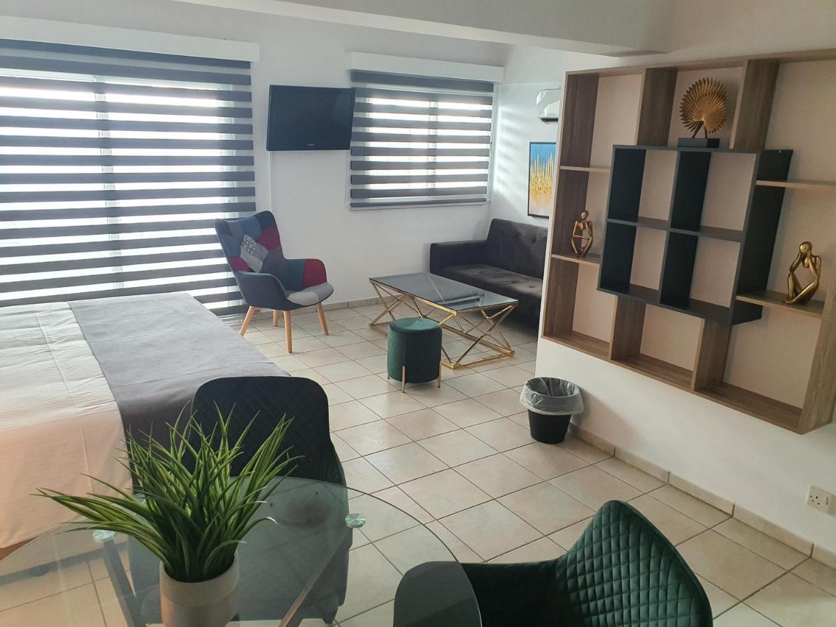 Bay Appartement Larnaca
